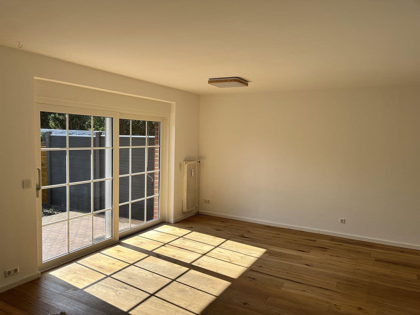 Prenájom bytu 2-izbový 60 m², Wolfsburg, Dolné Sasko Prenájom bytu 2-izbový 60 m², Wolfsburg, Dolné Sasko