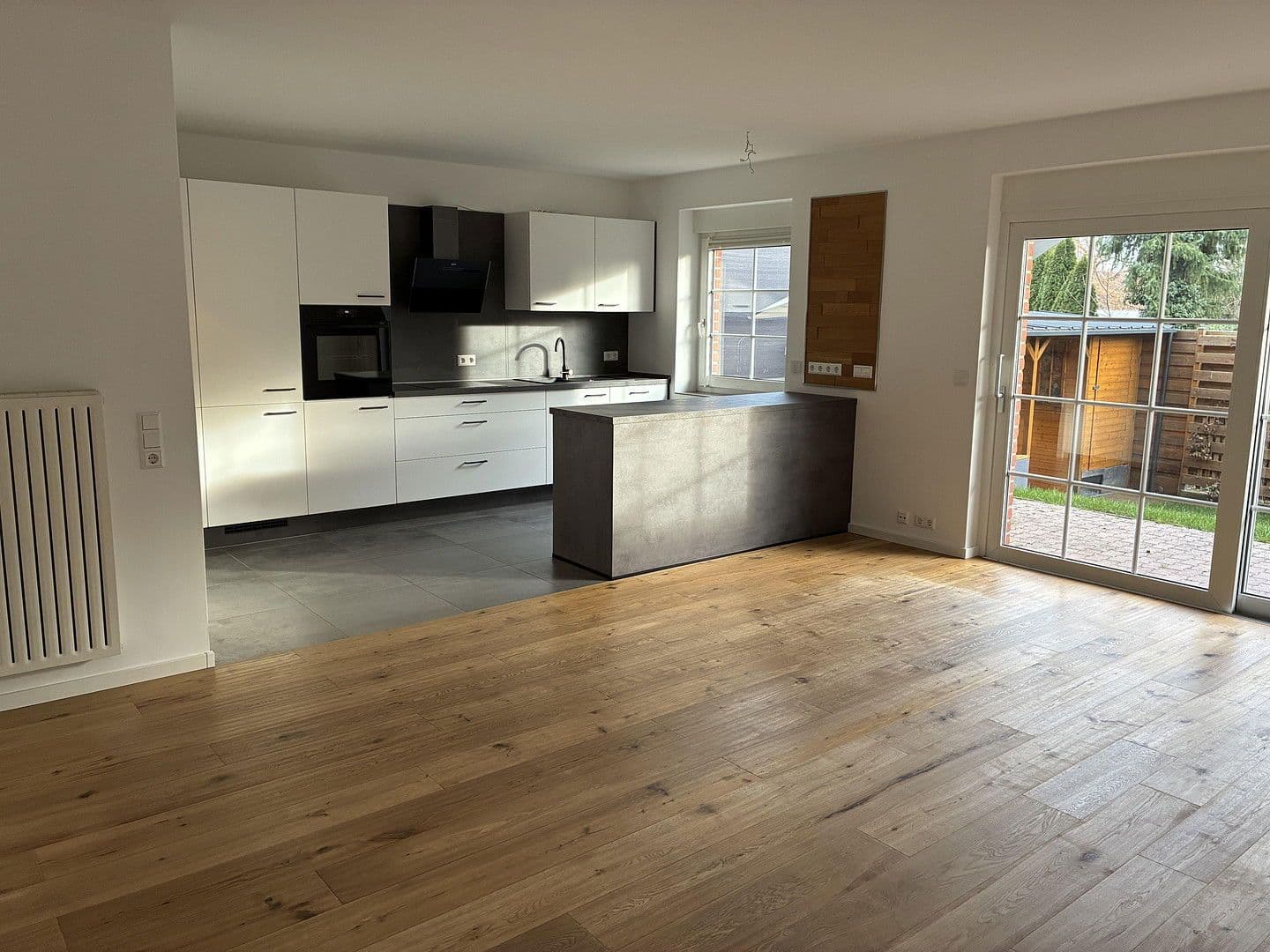 Prenájom bytu 2-izbový 60 m², Wolfsburg, Dolné Sasko Prenájom bytu 2-izbový 60 m², Wolfsburg, Dolné Sasko