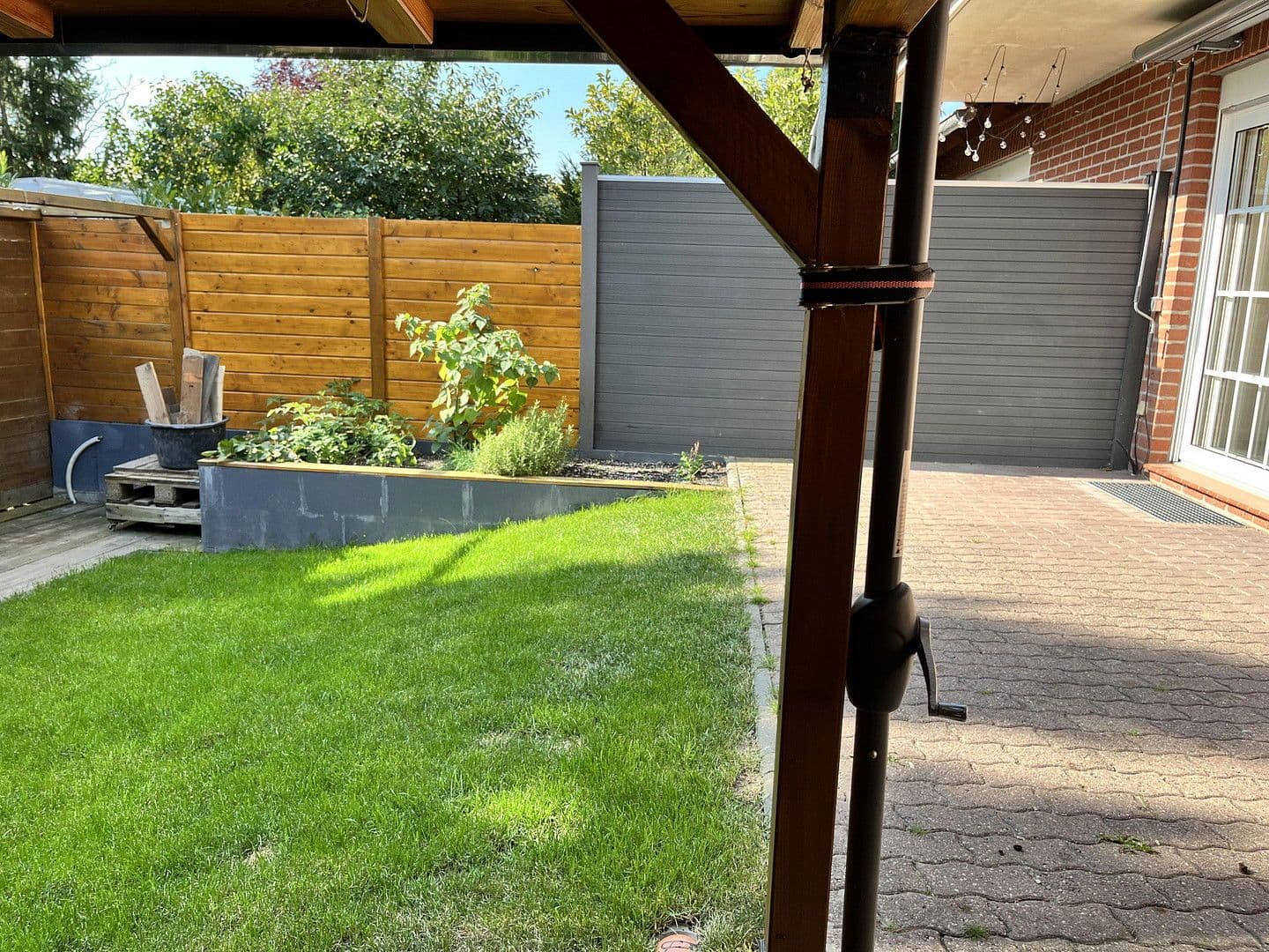 Prenájom bytu 2-izbový 60 m², Wolfsburg, Dolné Sasko Prenájom bytu 2-izbový 60 m², Wolfsburg, Dolné Sasko