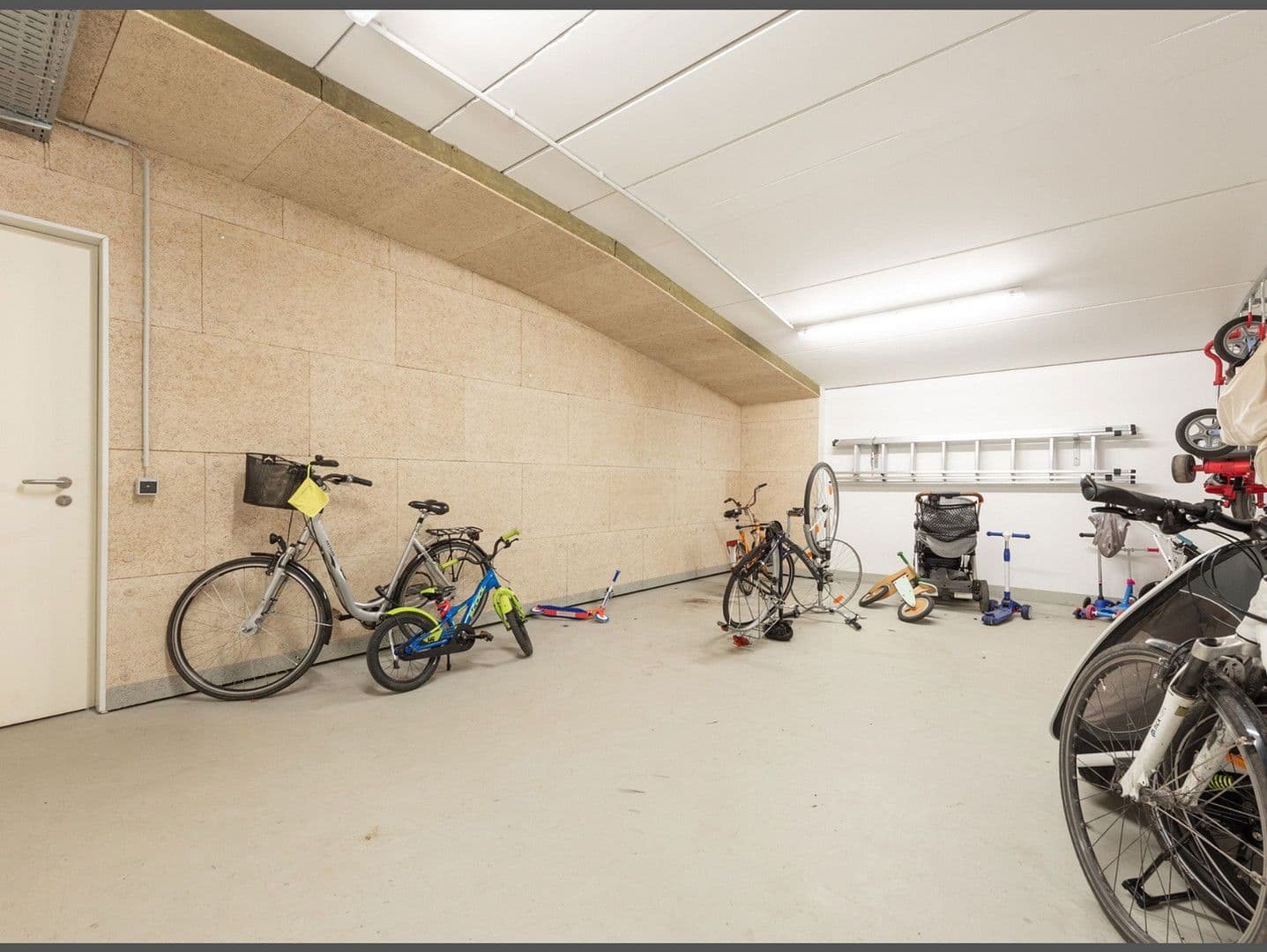 Prenájom bytu 2-izbový 61 m², Kaskadenpark, Hamburg, Hamburg Prenájom bytu 2-izbový 61 m², Kaskadenpark, Hamburg, Hamburg