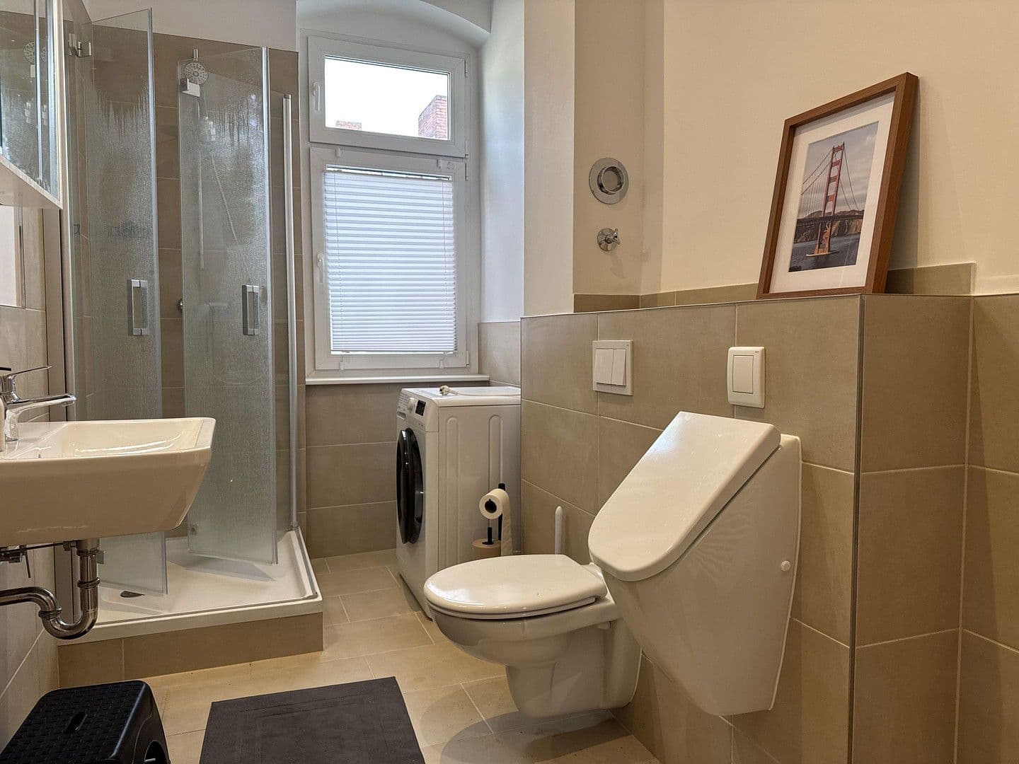 Prenájom bytu 2-izbový 70 m², Berlin, Berlín Prenájom bytu 2-izbový 70 m², Berlin, Berlín