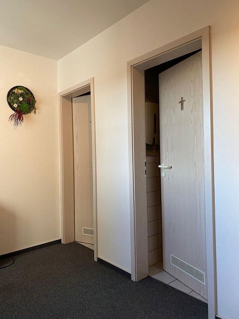 Prenájom kancelárie 1.050 m², Böblingen, Bádensko-Wurttembersko Prenájom kancelárie 1.050 m², Böblingen, Bádensko-Wurttembersko