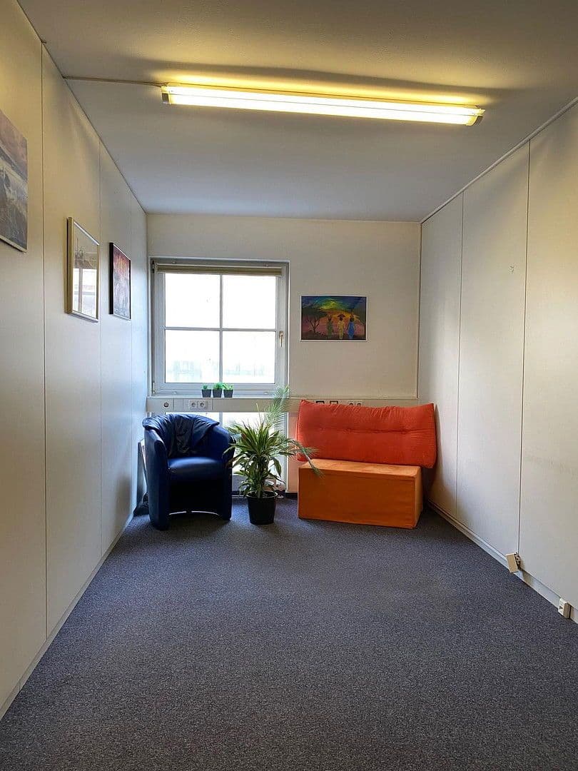 Prenájom kancelárie 1.050 m², Böblingen, Bádensko-Wurttembersko Prenájom kancelárie 1.050 m², Böblingen, Bádensko-Wurttembersko