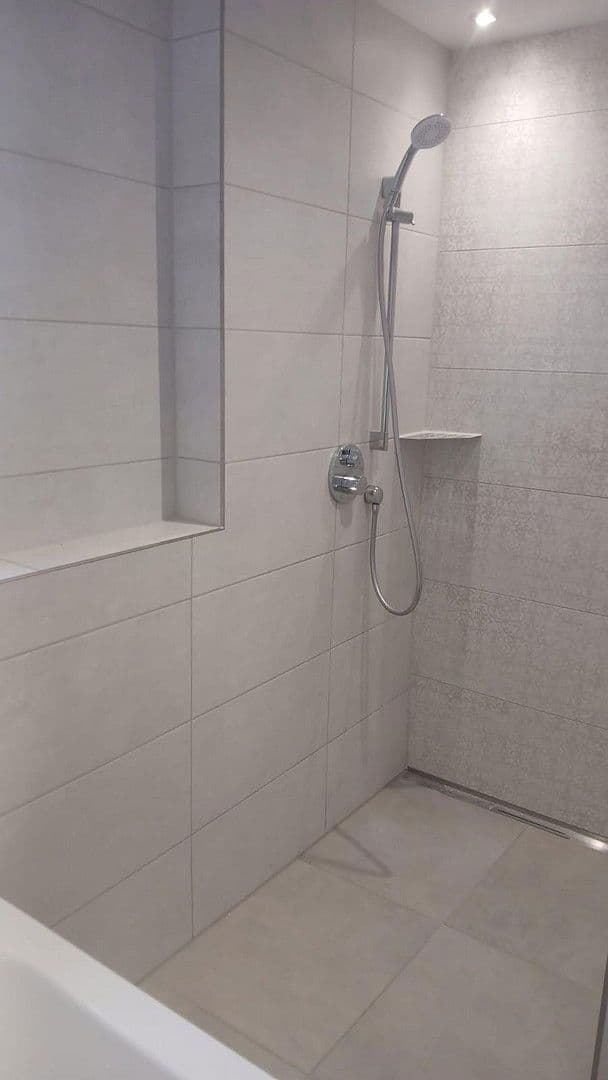 Prenájom bytu 2-izbový 100 m², Leutenbergstraße 2, Kammlach, Bavorsko Prenájom bytu 2-izbový 100 m², Leutenbergstraße 2, Kammlach, Bavorsko