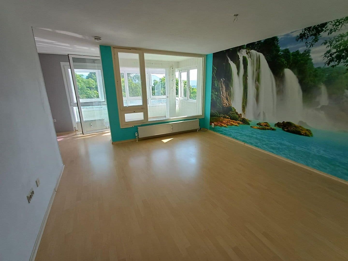 Prenájom bytu 3-izbový 82 m², Schwäbisch Gmünd, Bádensko-Wurttembersko Prenájom bytu 3-izbový 82 m², Schwäbisch Gmünd, Bádensko-Wurttembersko