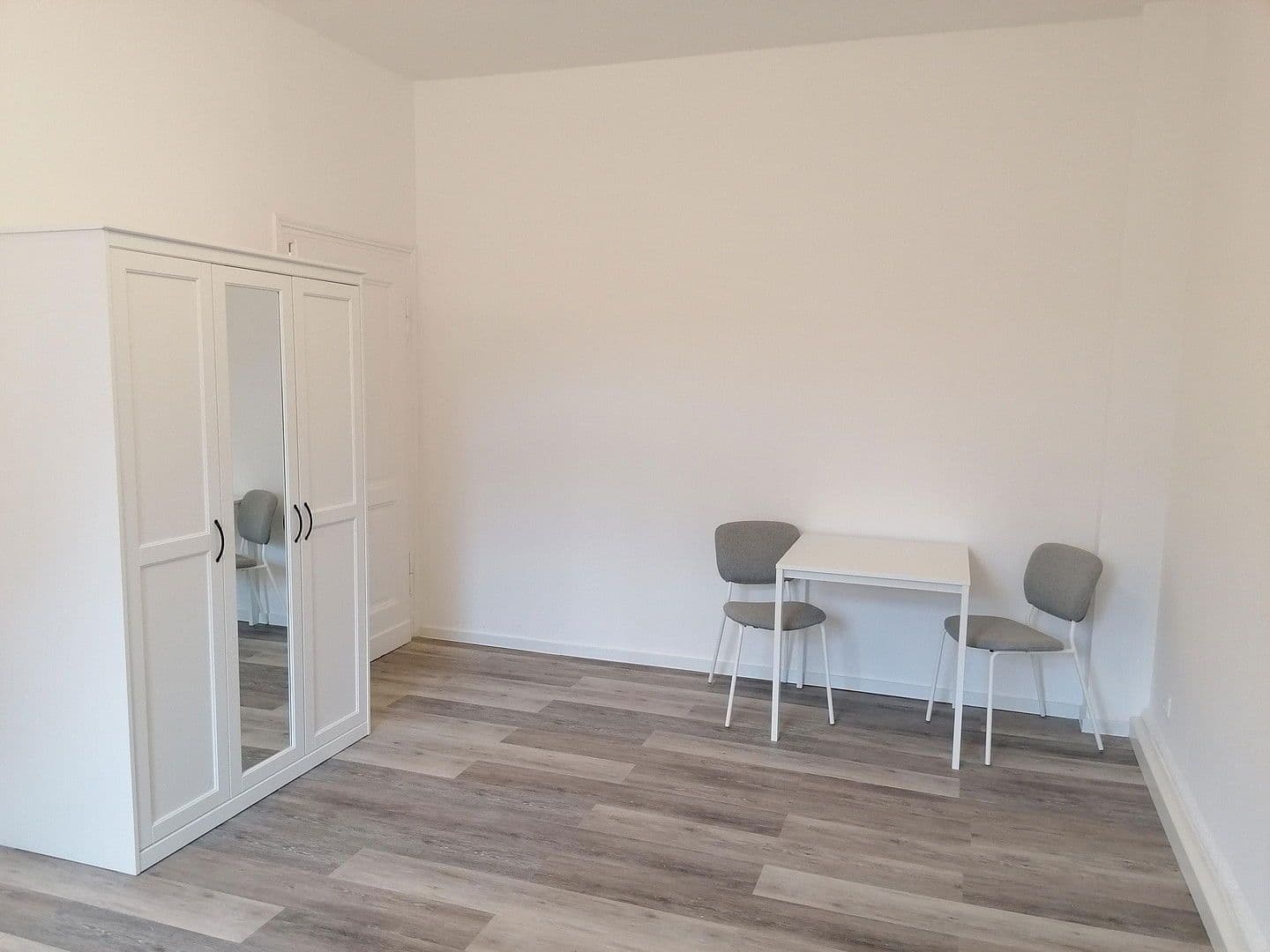 Prenájom bytu 1-izbový 125 m², Birkenbergstr., Leverkusen Opladen, Severné Porýnie - Westfálsko Prenájom bytu 1-izbový 125 m², Birkenbergstr., Leverkusen Opladen, Severné Porýnie - Westfálsko