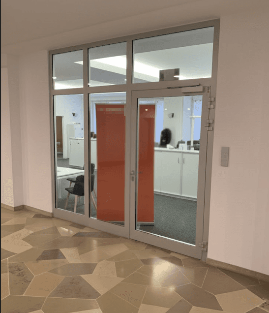 Prenájom kancelárie 297 m², Fürther Straße 228, Nürnberg, Bavorsko Prenájom kancelárie 297 m², Fürther Straße 228, Nürnberg, Bavorsko