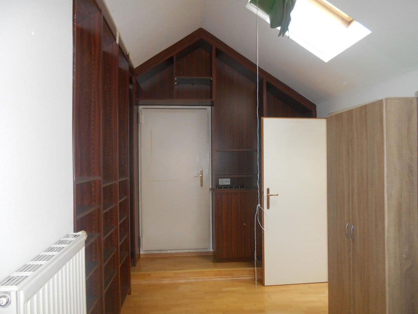 Prenájom bytu 5-izbový 220 m², Dr. Pfluger Straße 12 Top 2, Raab, Horné Rakúsko Prenájom bytu 5-izbový 220 m², Dr. Pfluger Straße 12 Top 2, Raab, Horné Rakúsko