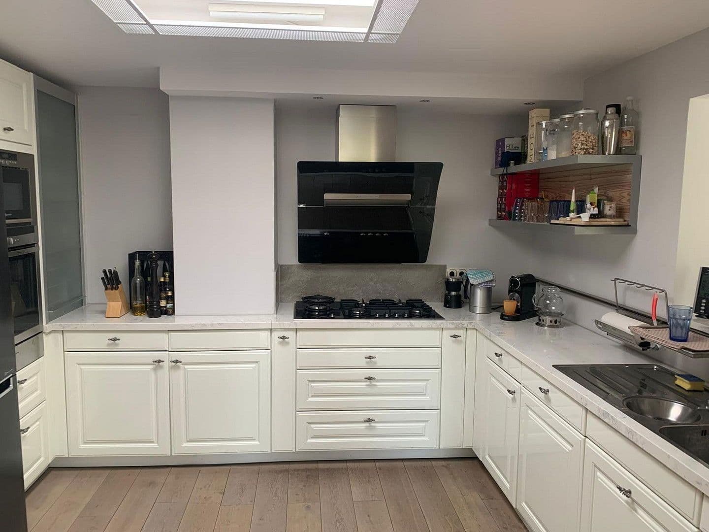 Predaj bytu 3-izbový 130 m², München, Bavorsko Predaj bytu 3-izbový 130 m², München, Bavorsko