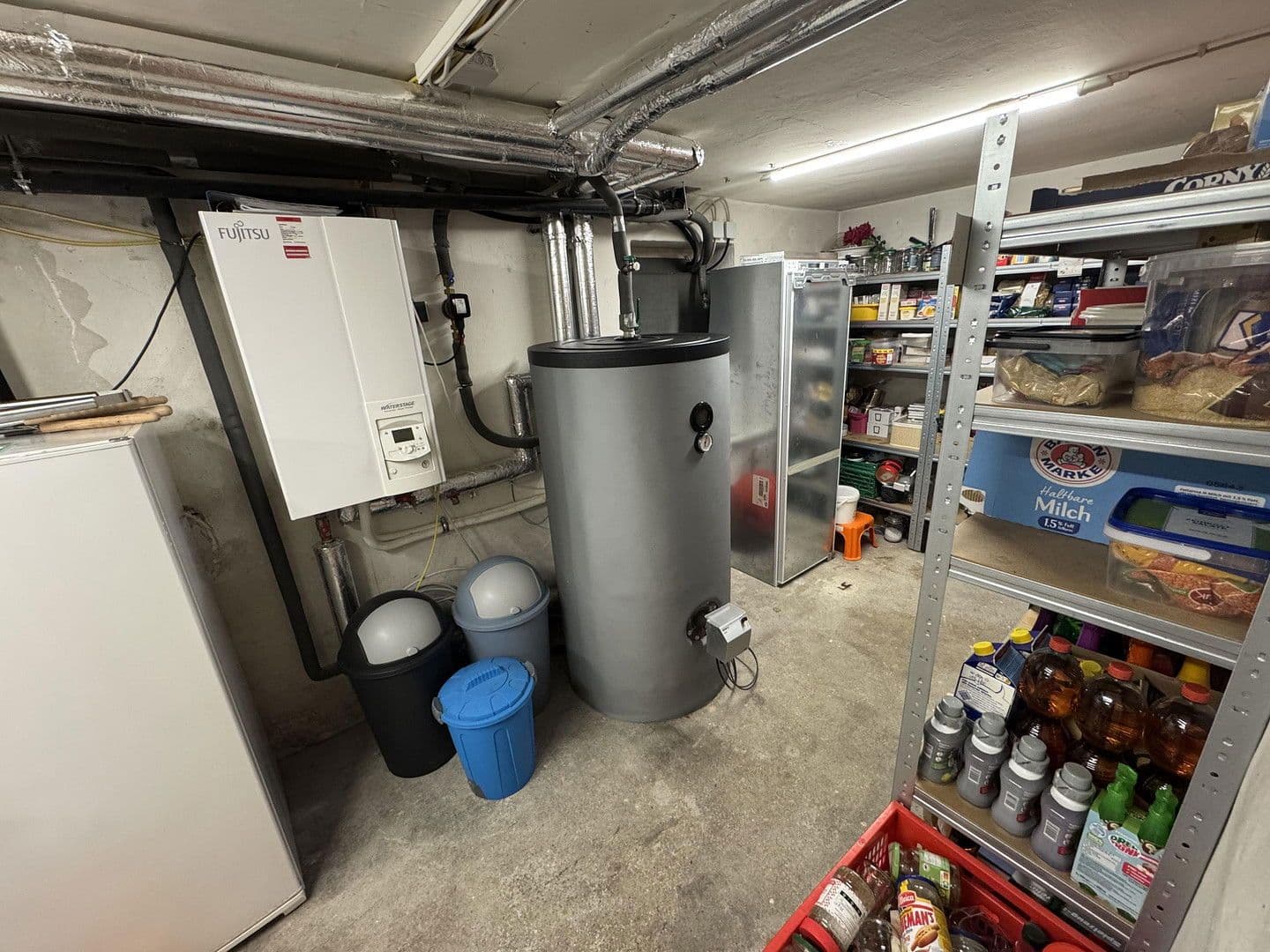 Predaj domu 130 m², pozemek 309 m², Lichtenstein, Bádensko-Wurttembersko Predaj domu 130 m², pozemek 309 m², Lichtenstein, Bádensko-Wurttembersko