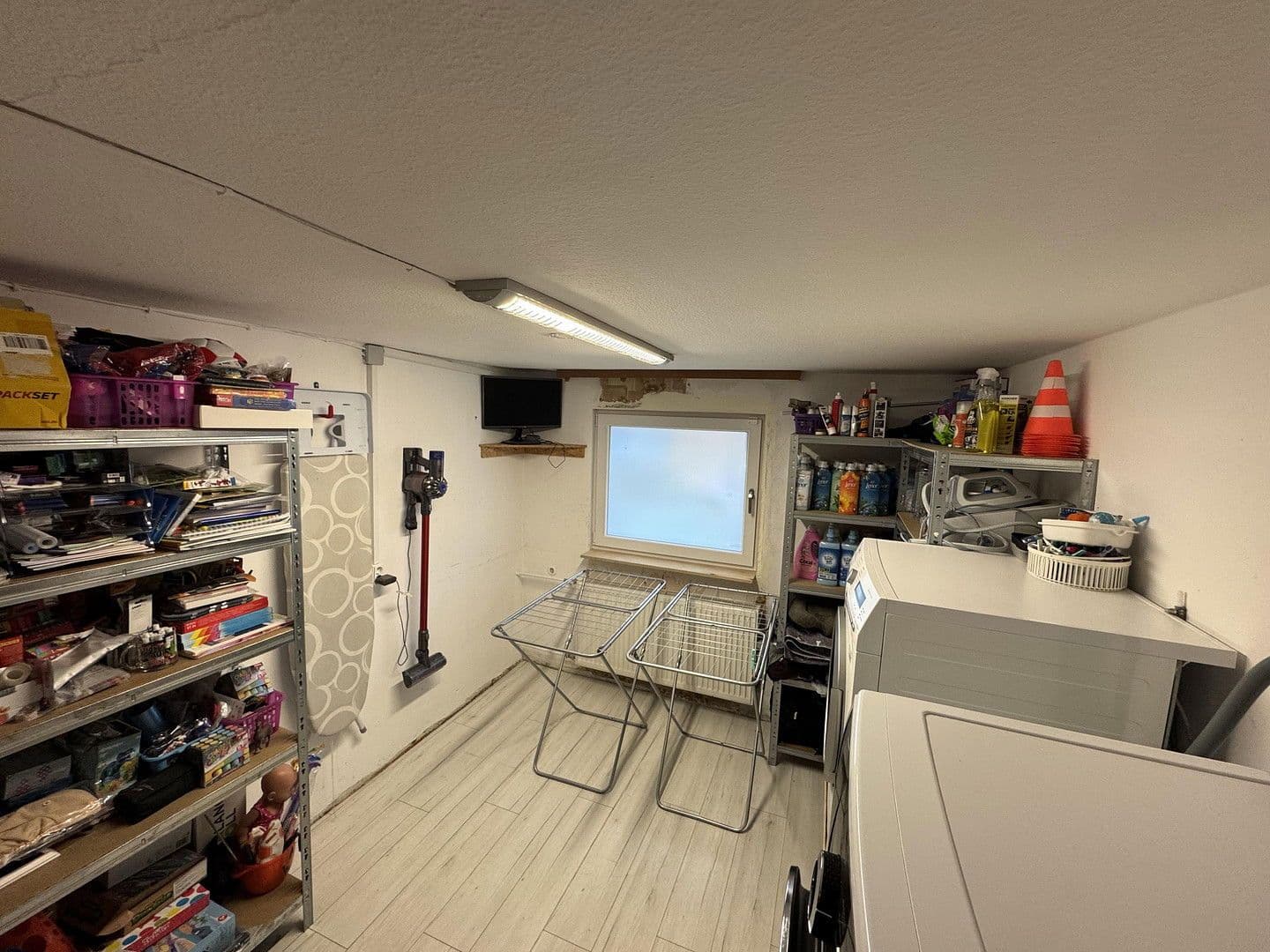 Predaj domu 130 m², pozemek 309 m², Lichtenstein, Bádensko-Wurttembersko Predaj domu 130 m², pozemek 309 m², Lichtenstein, Bádensko-Wurttembersko