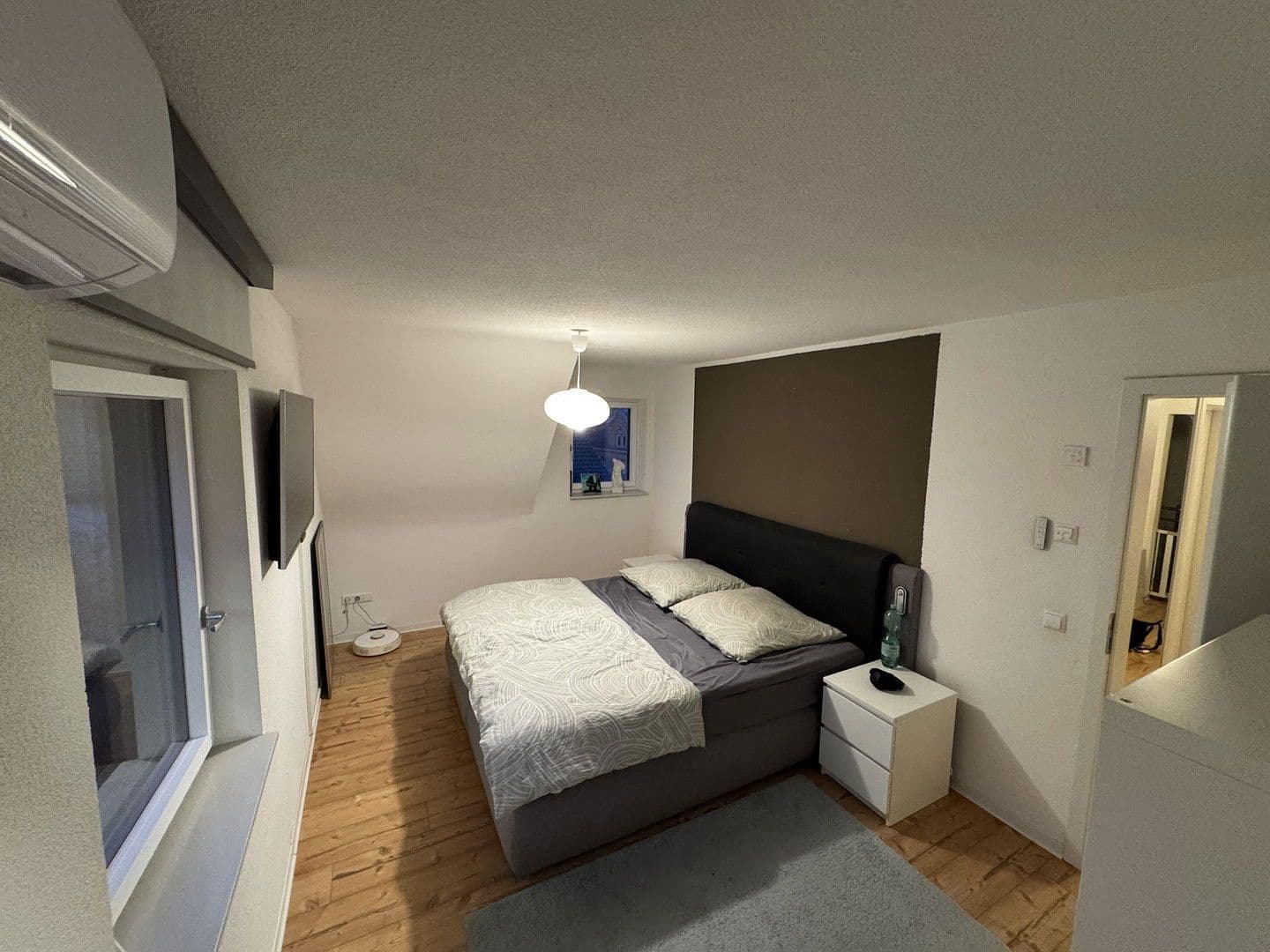 Predaj domu 130 m², pozemek 309 m², Lichtenstein, Bádensko-Wurttembersko Predaj domu 130 m², pozemek 309 m², Lichtenstein, Bádensko-Wurttembersko