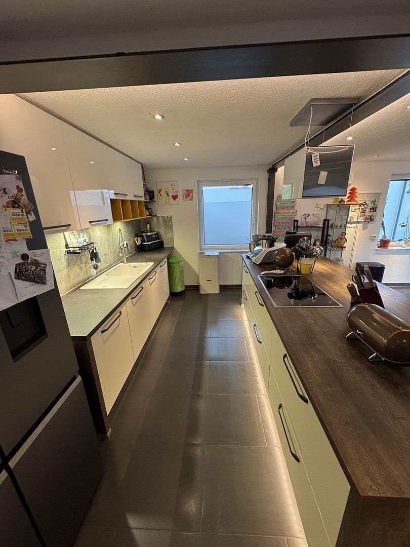 Predaj domu 130 m², pozemek 309 m², Lichtenstein, Bádensko-Wurttembersko Predaj domu 130 m², pozemek 309 m², Lichtenstein, Bádensko-Wurttembersko