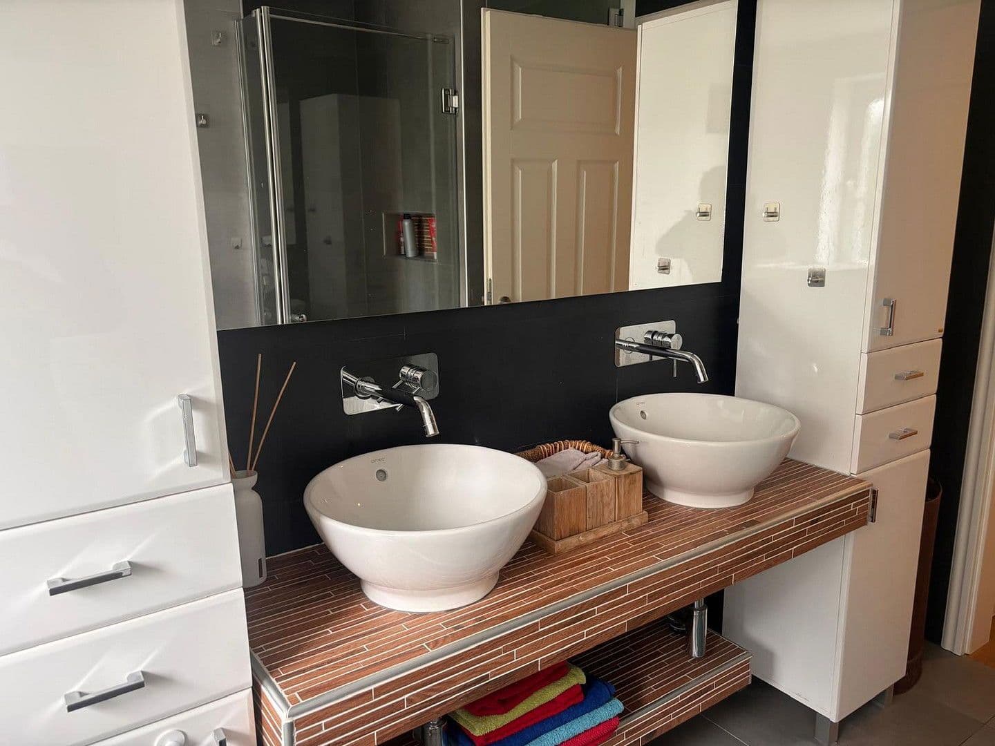 Prenájom bytu 3-izbový 75 m², München, Bavorsko Prenájom bytu 3-izbový 75 m², München, Bavorsko