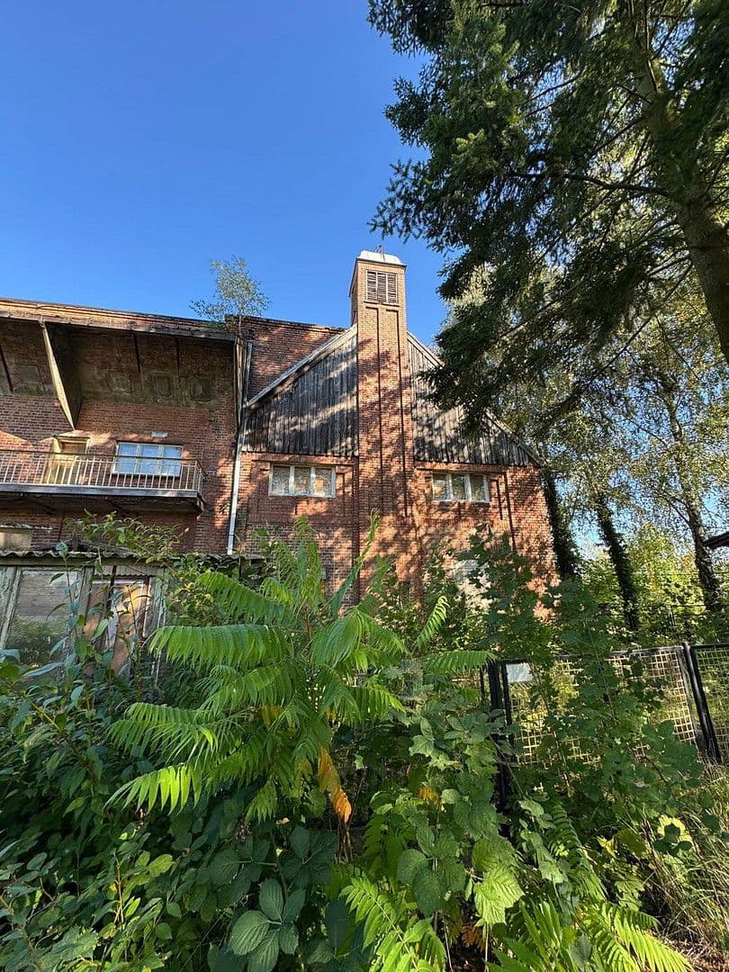 Predaj domu 800 m², pozemek 1.500 m², Neuhardenberg, Brandenbursko Predaj domu 800 m², pozemek 1.500 m², Neuhardenberg, Brandenbursko