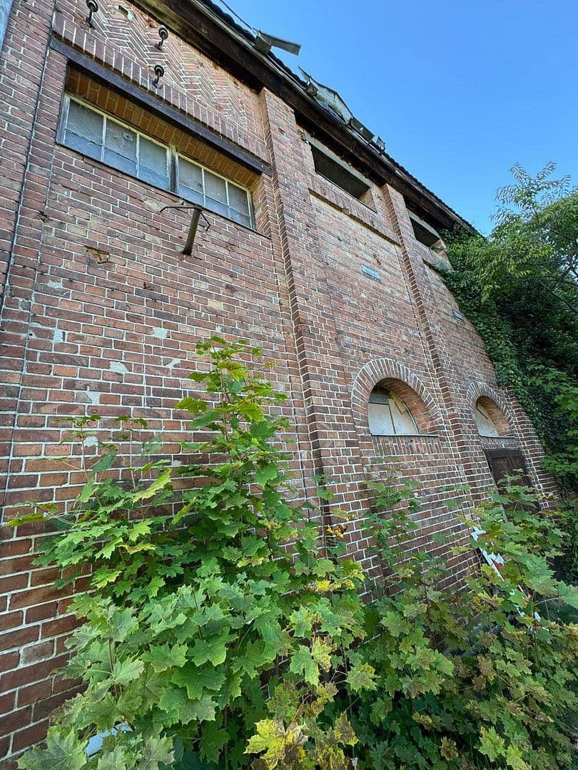 Predaj domu 800 m², pozemek 1.500 m², Neuhardenberg, Brandenbursko Predaj domu 800 m², pozemek 1.500 m², Neuhardenberg, Brandenbursko