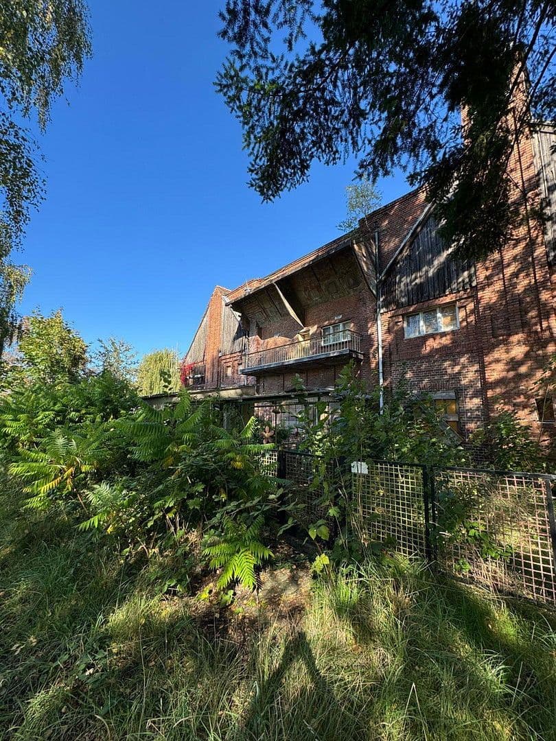 Predaj domu 800 m², pozemek 1.500 m², Neuhardenberg, Brandenbursko Predaj domu 800 m², pozemek 1.500 m², Neuhardenberg, Brandenbursko