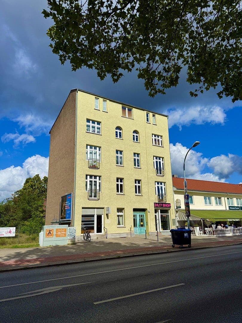 Predaj domu 825 m², pozemek 965 m², Oranienburg, Brandenbursko Predaj domu 825 m², pozemek 965 m², Oranienburg, Brandenbursko