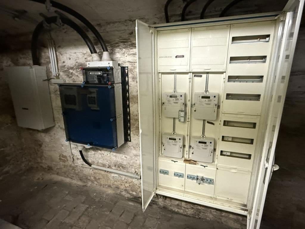 Predaj domu 825 m², pozemek 965 m², Oranienburg, Brandenbursko Predaj domu 825 m², pozemek 965 m², Oranienburg, Brandenbursko