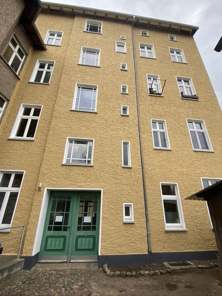 Predaj domu 825 m², pozemek 965 m², Oranienburg, Brandenbursko Predaj domu 825 m², pozemek 965 m², Oranienburg, Brandenbursko