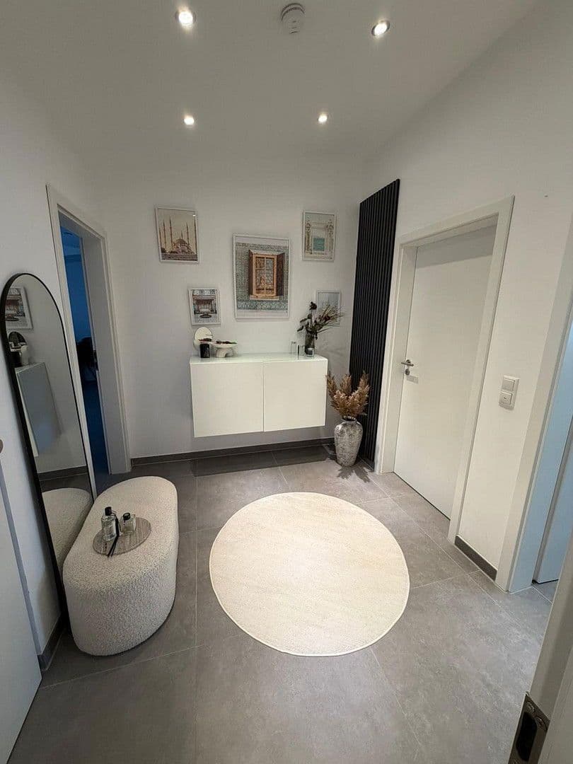 Prenájom bytu 3-izbový 85 m², Offenbach am Main, Hesensko Prenájom bytu 3-izbový 85 m², Offenbach am Main, Hesensko