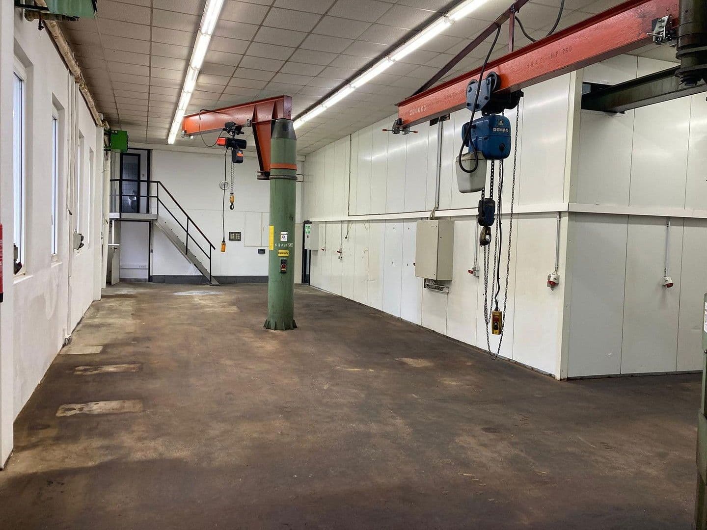 Prenájom nebytového priestoru 1.115 m², Siegen, Severné Porýnie - Westfálsko Prenájom nebytového priestoru 1.115 m², Siegen, Severné Porýnie - Westfálsko