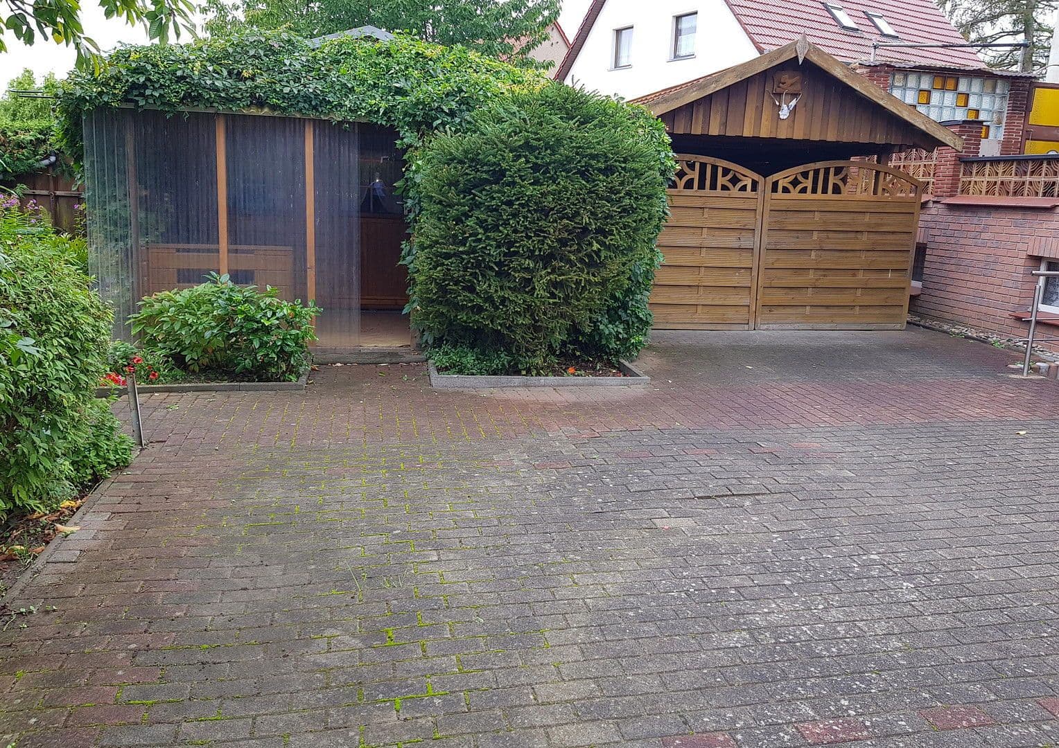 Predaj domu 159 m², pozemek 769 m², Güstrow, Meklenbursko-Predpomoransko Predaj domu 159 m², pozemek 769 m², Güstrow, Meklenbursko-Predpomoransko