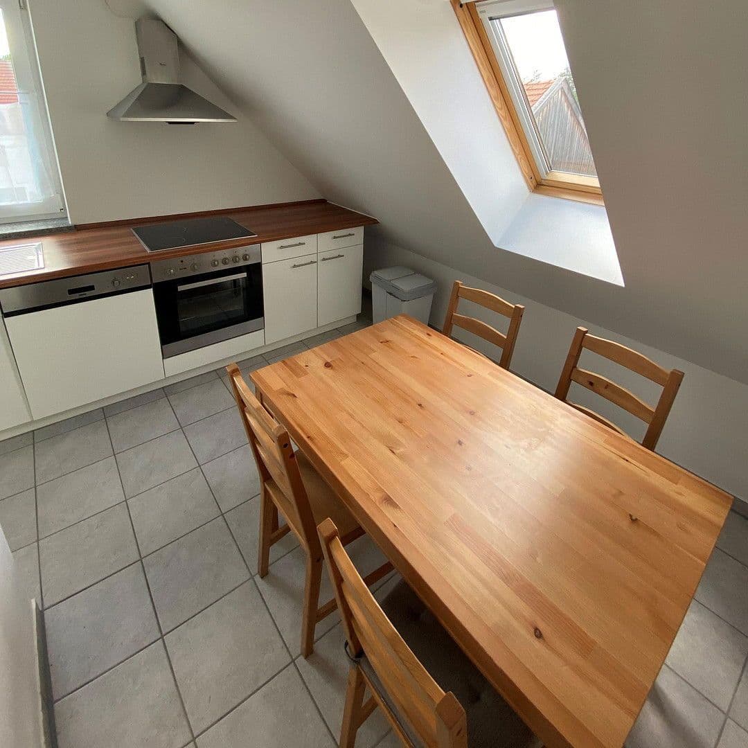 Prenájom bytu 18 m², Bayern - Allershausen, Bavorsko Prenájom bytu 18 m², Bayern - Allershausen, Bavorsko