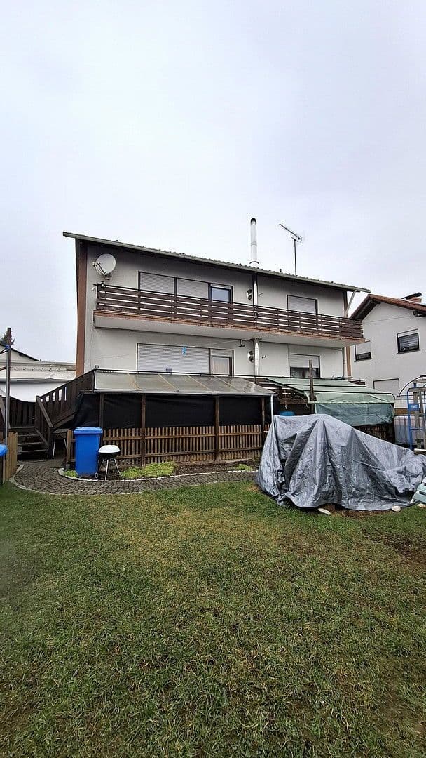 Predaj domu 265 m², pozemek 620 m², Mehlingen, Porýnie-Falcko Predaj domu 265 m², pozemek 620 m², Mehlingen, Porýnie-Falcko