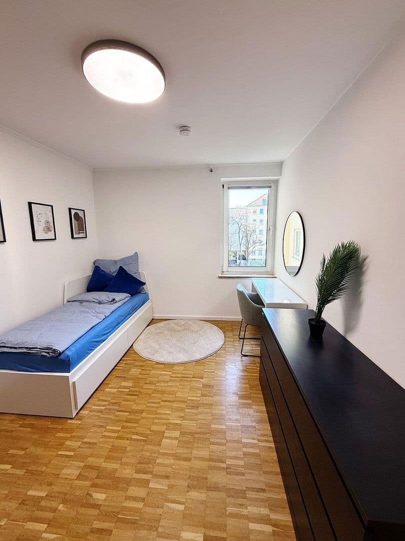 Prenájom bytu 82 m², Ackermannstr 1, München, Bavorsko Prenájom bytu 82 m², Ackermannstr 1, München, Bavorsko