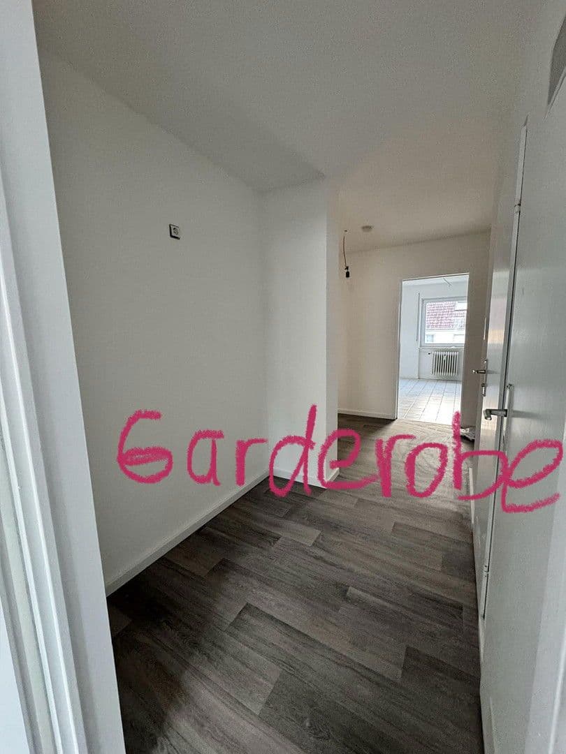 Prenájom bytu 3-izbový 81 m², Römerstr. 3, Rottweil, Bádensko-Wurttembersko Prenájom bytu 3-izbový 81 m², Römerstr. 3, Rottweil, Bádensko-Wurttembersko