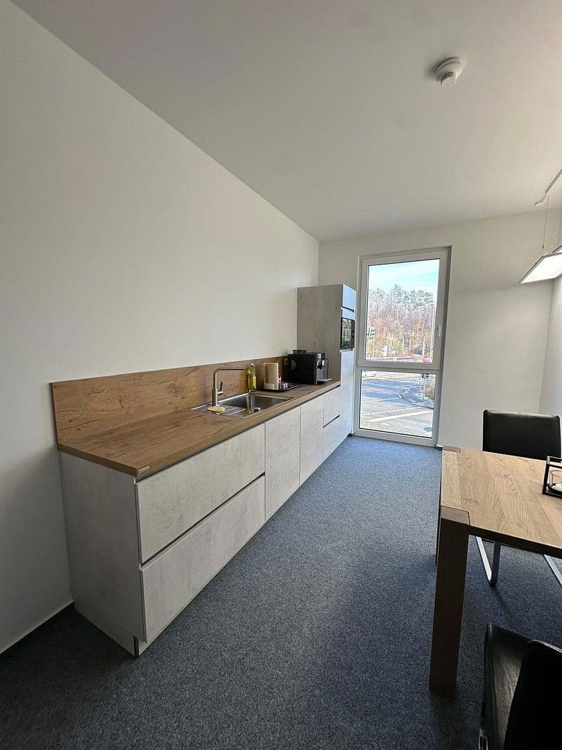 Prenájom kancelárie 300 m², Friedhofstr. 171, Bielefeld, Severné Porýnie - Westfálsko Prenájom kancelárie 300 m², Friedhofstr. 171, Bielefeld, Severné Porýnie - Westfálsko