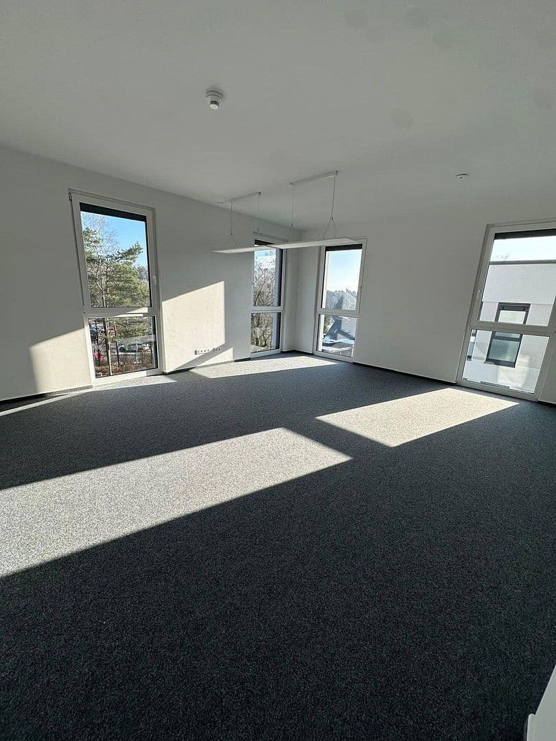 Prenájom kancelárie 300 m², Friedhofstr. 171, Bielefeld, Severné Porýnie - Westfálsko Prenájom kancelárie 300 m², Friedhofstr. 171, Bielefeld, Severné Porýnie - Westfálsko