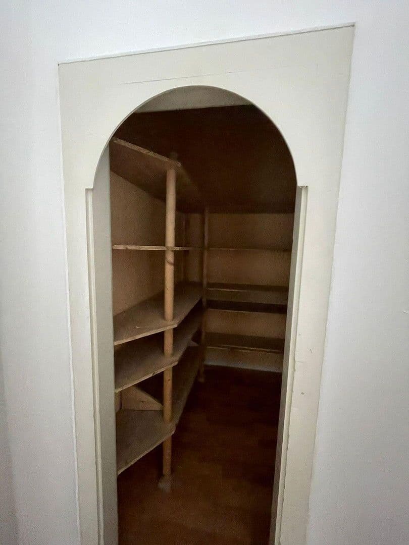 Prenájom bytu 3-izbový 92 m², Ritterstraße 15, Chemnitz, Sasko Prenájom bytu 3-izbový 92 m², Ritterstraße 15, Chemnitz, Sasko