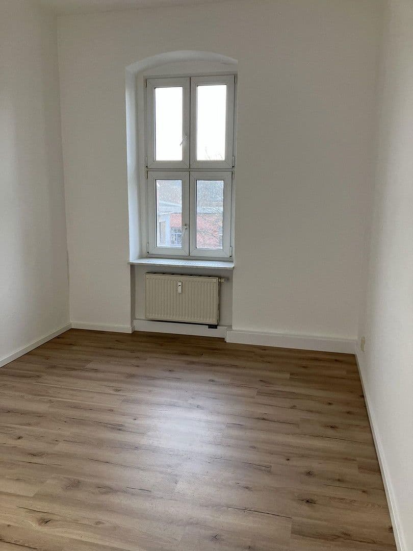 Prenájom bytu 3-izbový 92 m², Ritterstraße 15, Chemnitz, Sasko Prenájom bytu 3-izbový 92 m², Ritterstraße 15, Chemnitz, Sasko