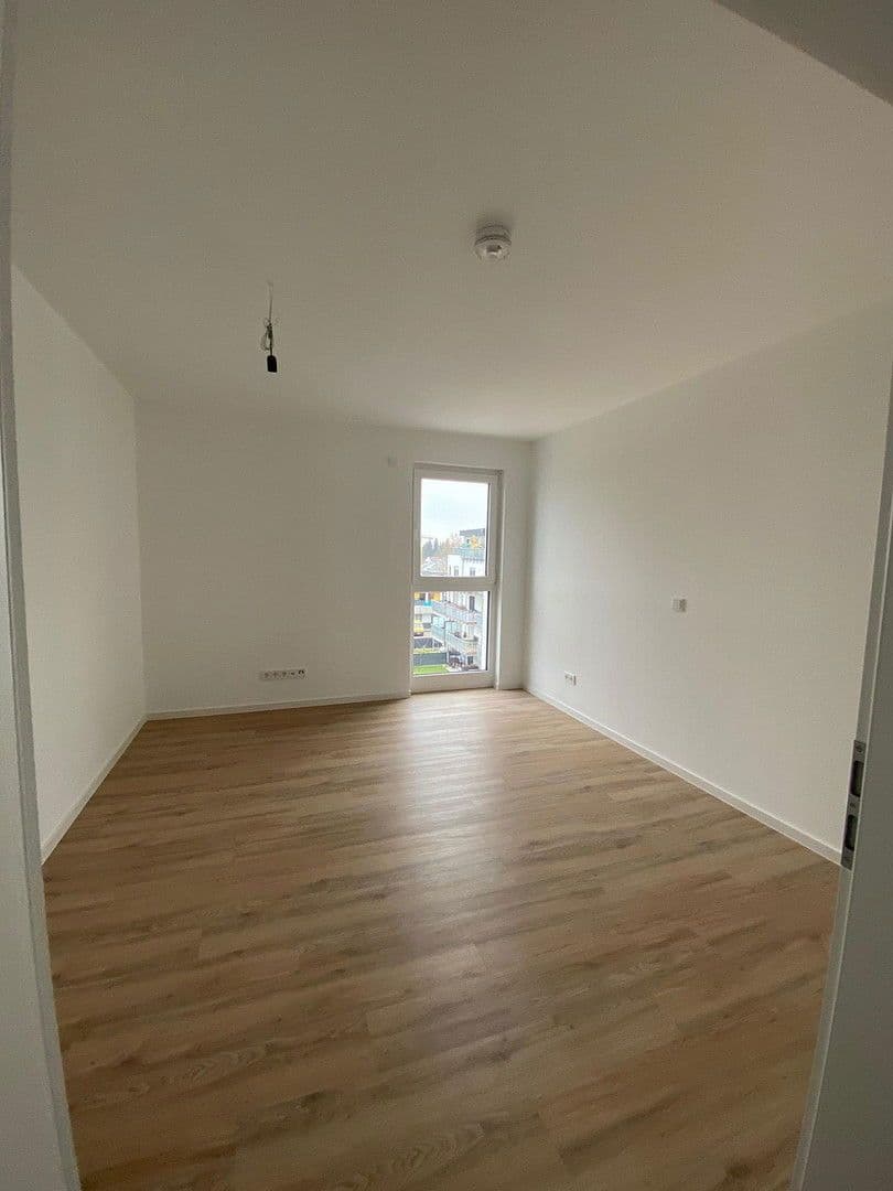 Prenájom bytu 5-izbový 134 m², Langendiebacher Str. 49, Erlensee, Hesensko Prenájom bytu 5-izbový 134 m², Langendiebacher Str. 49, Erlensee, Hesensko