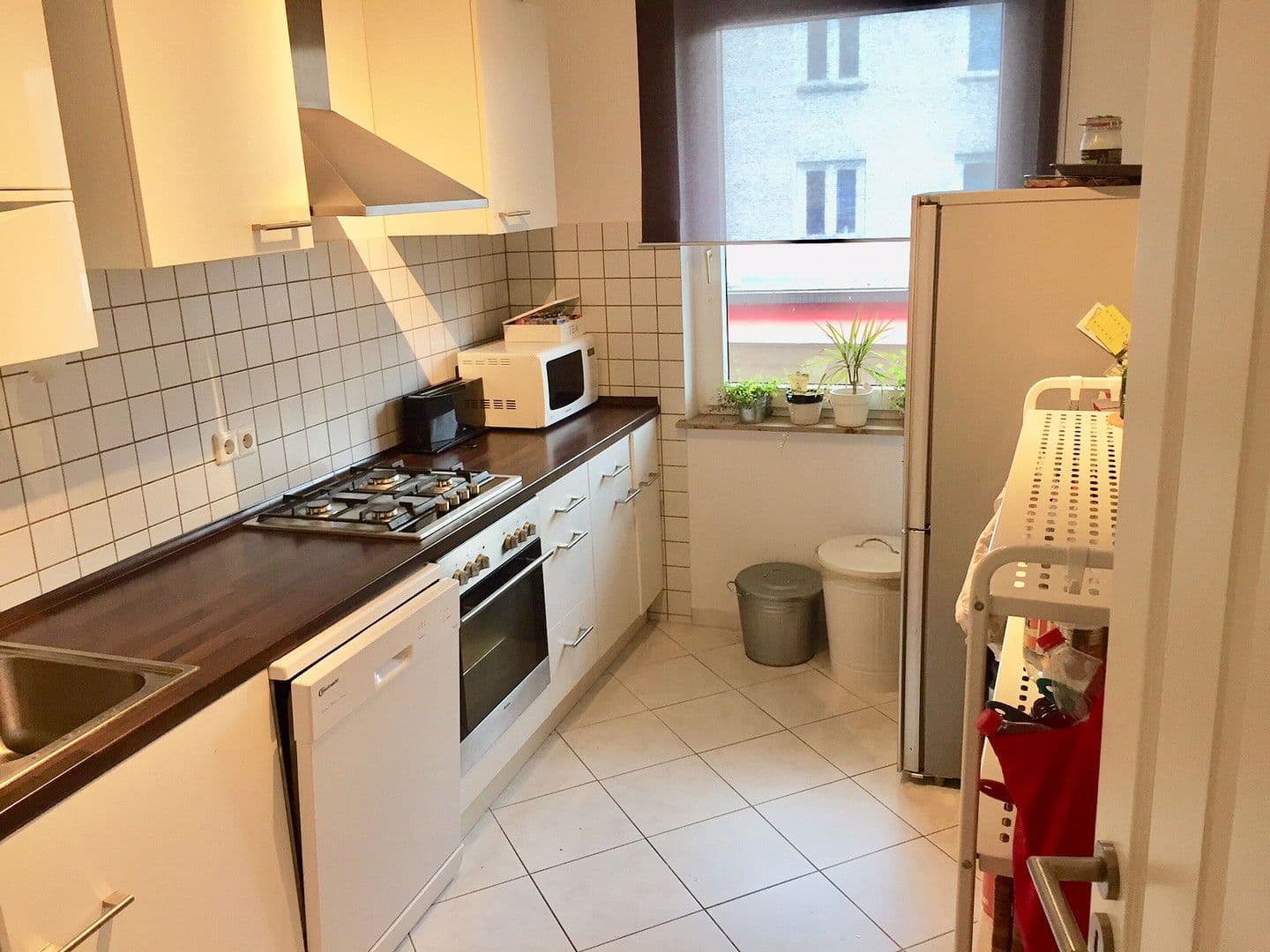 Prenájom bytu 3-izbový 74 m², Krausenstr. 44, Hannover, Dolné Sasko Prenájom bytu 3-izbový 74 m², Krausenstr. 44, Hannover, Dolné Sasko