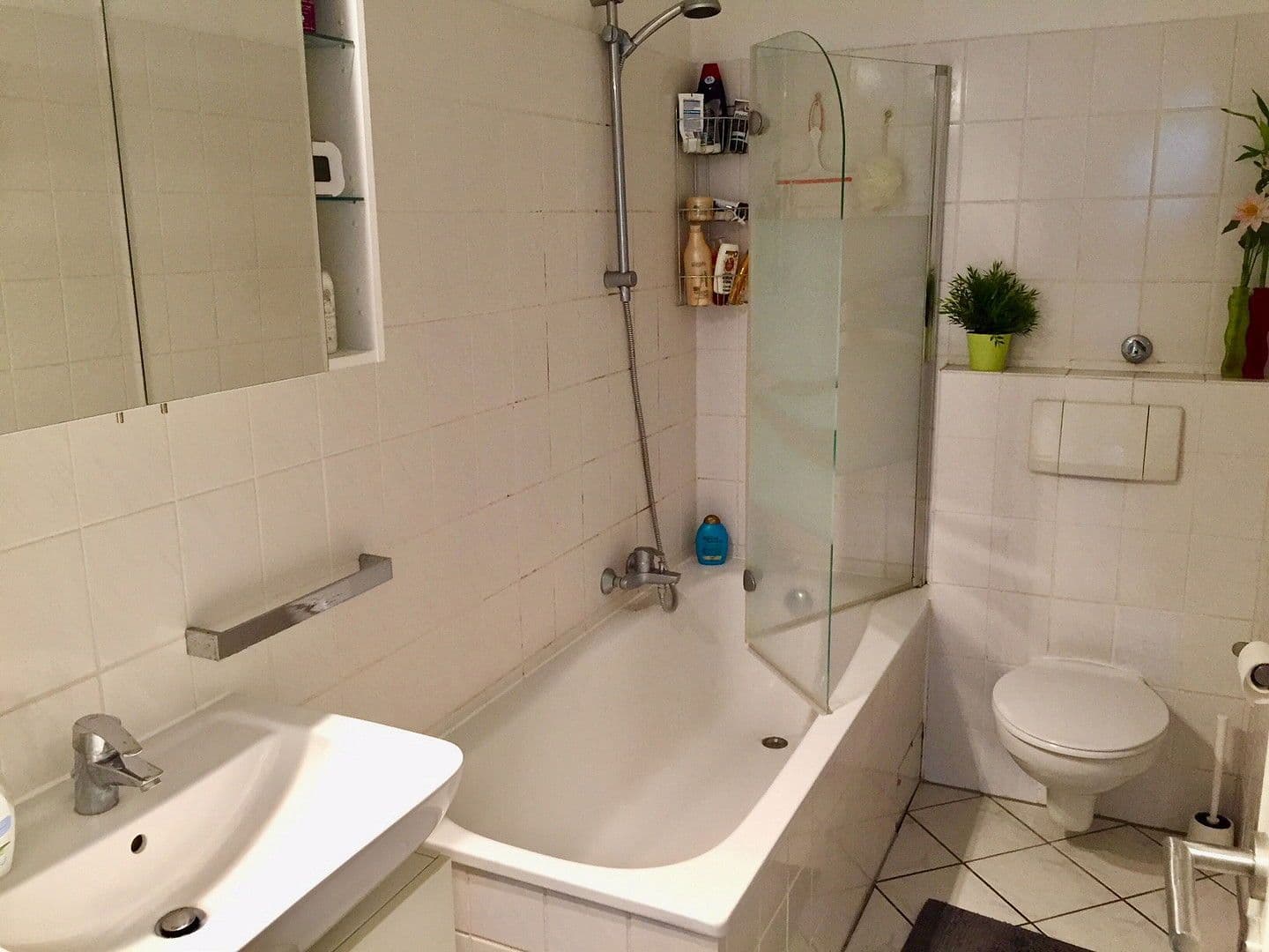 Prenájom bytu 3-izbový 74 m², Krausenstr. 44, Hannover, Dolné Sasko Prenájom bytu 3-izbový 74 m², Krausenstr. 44, Hannover, Dolné Sasko