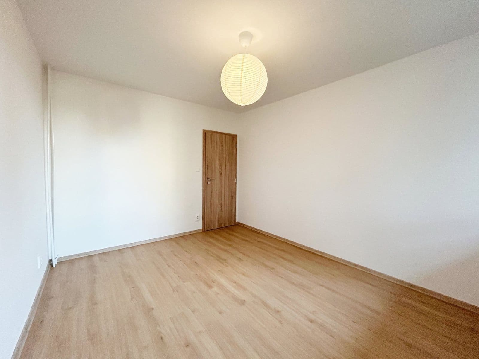 Prenájom bytu 4-izbový 84 m², Strašnická, Praha, Praha Prenájom bytu 4-izbový 84 m², Strašnická, Praha, Praha