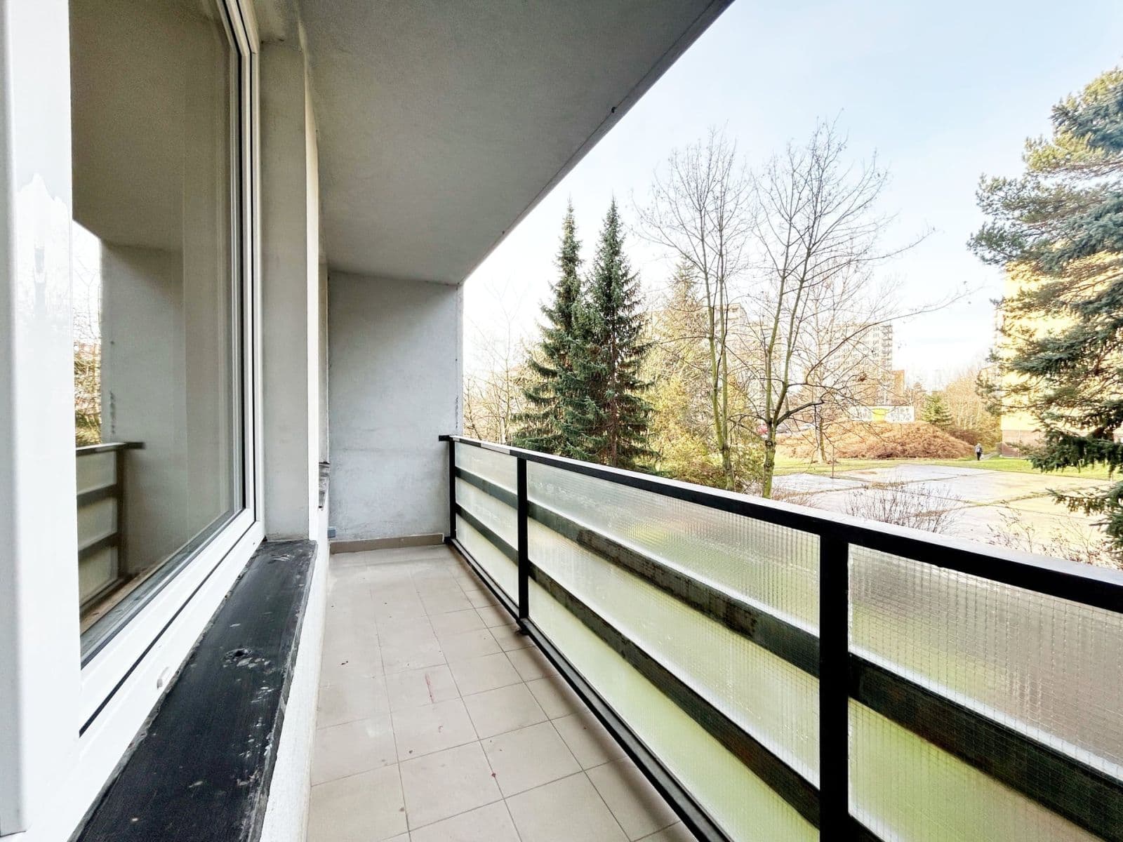 Prenájom bytu 4-izbový 84 m², Strašnická, Praha, Praha Prenájom bytu 4-izbový 84 m², Strašnická, Praha, Praha