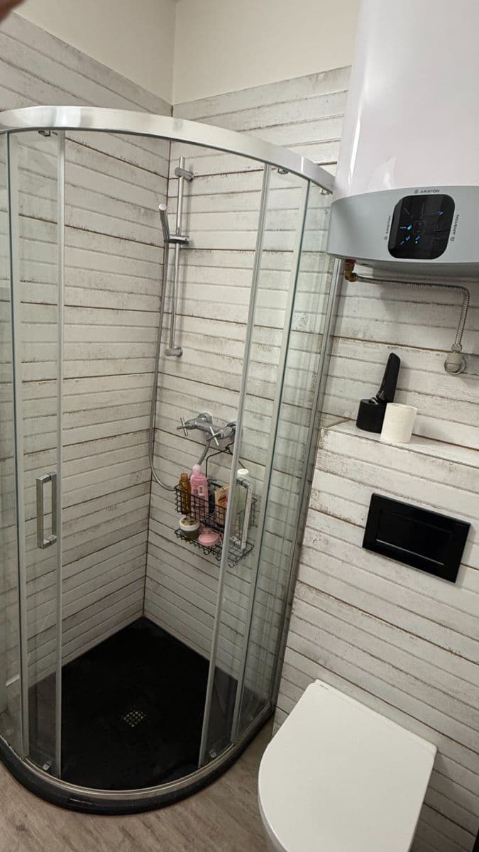 Prenájom bytu 1-izbový 26 m², V Podbabě, Praha, Praha Prenájom bytu 1-izbový 26 m², V Podbabě, Praha, Praha