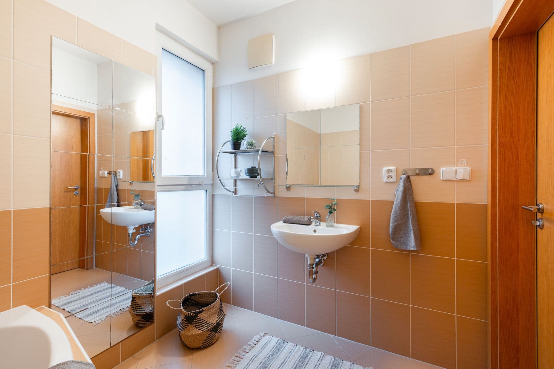 Predaj bytu 3-izbový 83 m², Na Výrovně, Praha, Praha Predaj bytu 3-izbový 83 m², Na Výrovně, Praha, Praha