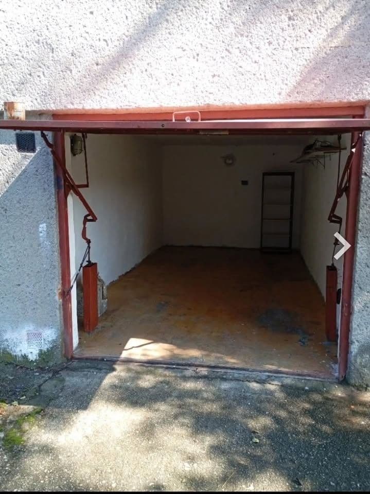 Prenájom garáže 15 m², Pavlovova, Ostrava, Moravskoslezský kraj Prenájom garáže 15 m², Pavlovova, Ostrava, Moravskoslezský kraj