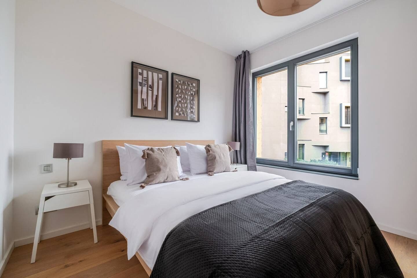 Prenájom bytu 94 m², Menclova, Praha, Praha Prenájom bytu 94 m², Menclova, Praha, Praha