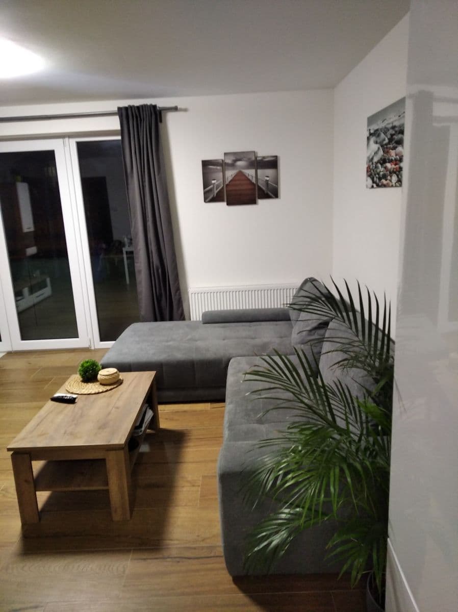 Prenájom bytu 2-izbový 60 m², Třída Jiřího Pelikána, Olomouc, Olomoucký kraj Prenájom bytu 2-izbový 60 m², Třída Jiřího Pelikána, Olomouc, Olomoucký kraj