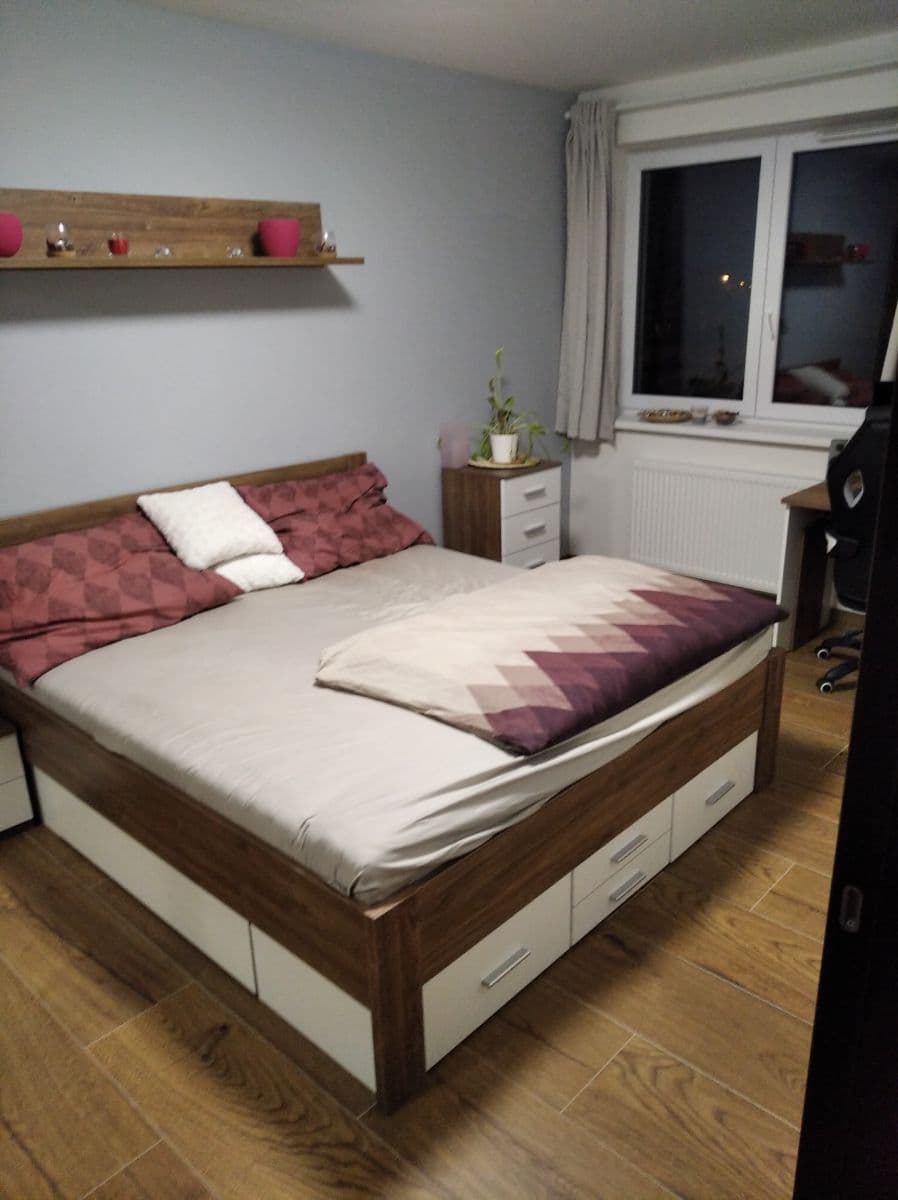 Prenájom bytu 2-izbový 60 m², Třída Jiřího Pelikána, Olomouc, Olomoucký kraj Prenájom bytu 2-izbový 60 m², Třída Jiřího Pelikána, Olomouc, Olomoucký kraj