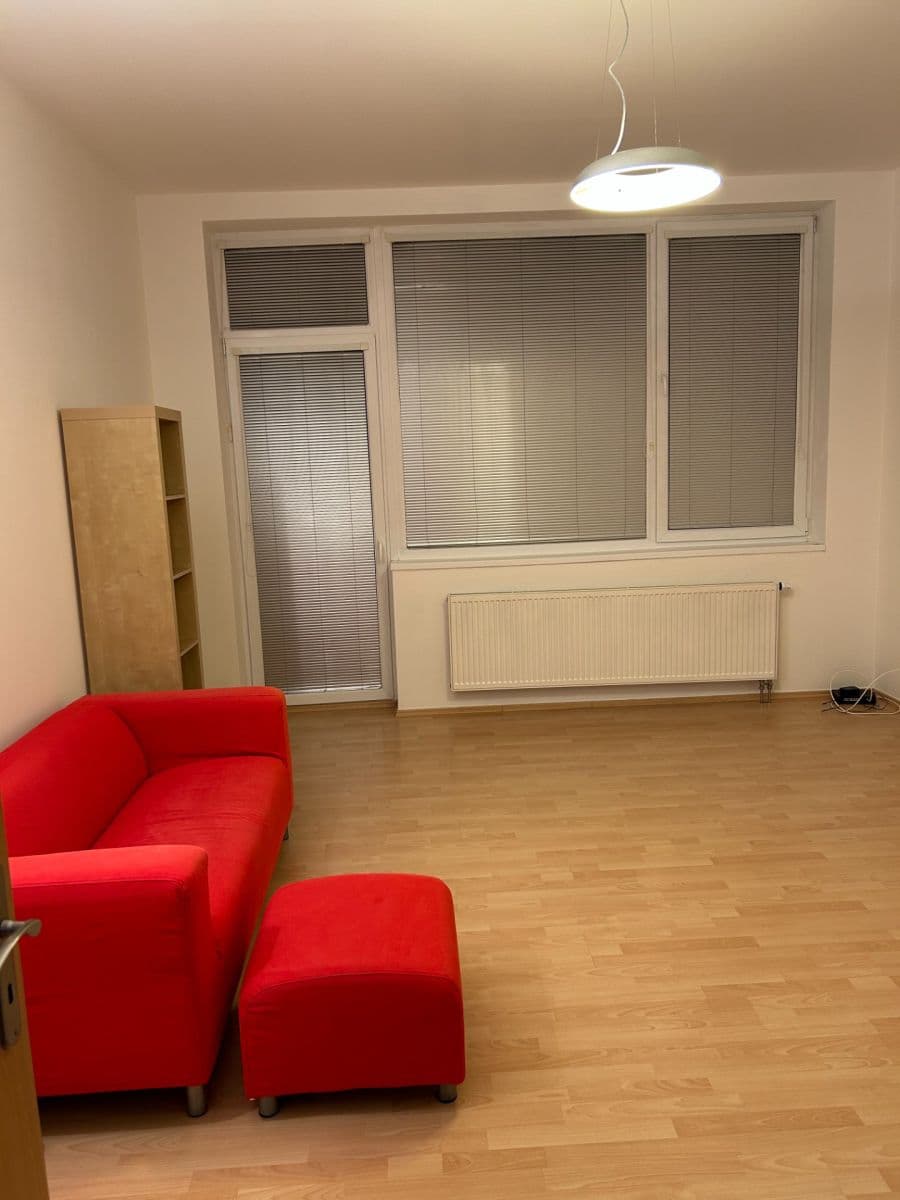 Prenájom bytu 1-izbový 35 m², Kudrnova, Praha, Praha Prenájom bytu 1-izbový 35 m², Kudrnova, Praha, Praha
