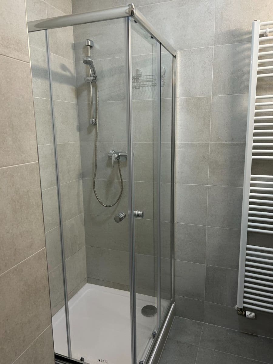 Prenájom bytu 1-izbový 35 m², Kudrnova, Praha, Praha Prenájom bytu 1-izbový 35 m², Kudrnova, Praha, Praha