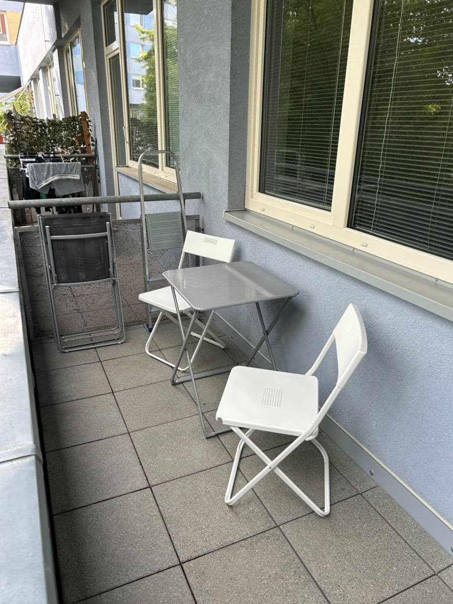 Prenájom bytu 1-izbový 35 m², Kudrnova, Praha, Praha Prenájom bytu 1-izbový 35 m², Kudrnova, Praha, Praha