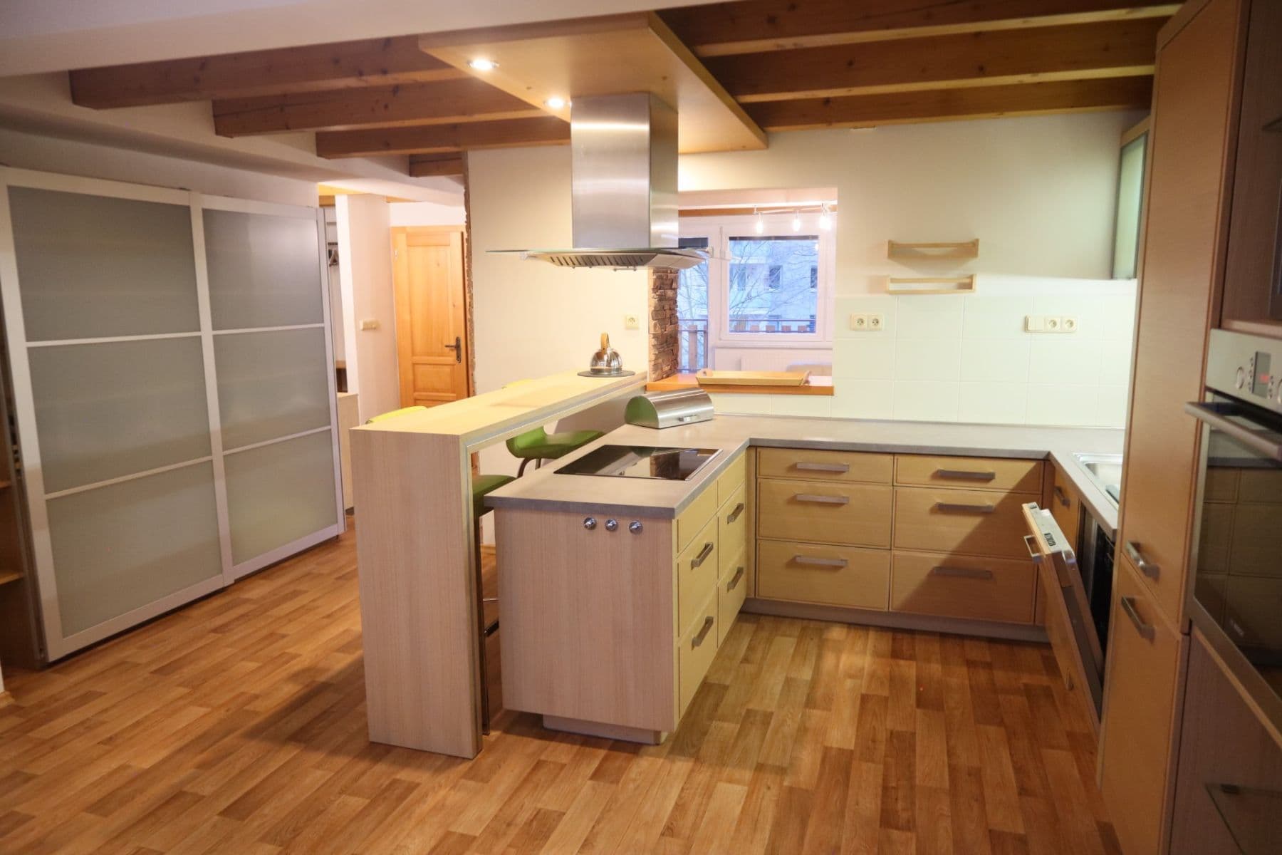 Prenájom bytu 2-izbový 94 m², Lidická třída, České Budějovice, Jihočeský kraj Prenájom bytu 2-izbový 94 m², Lidická třída, České Budějovice, Jihočeský kraj